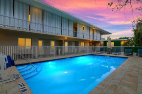 Beach Luxury 805